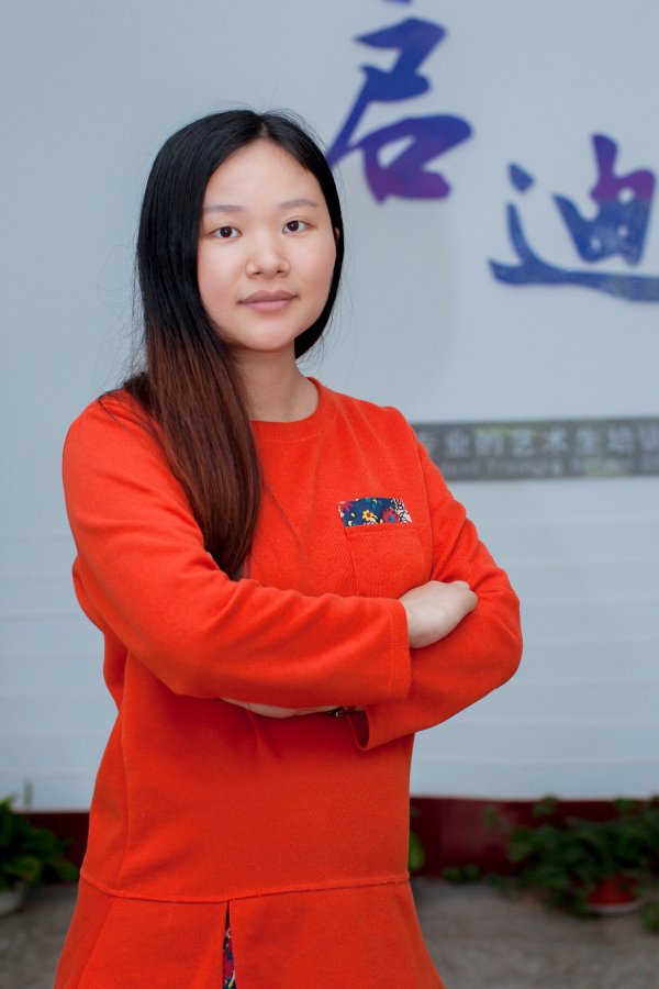 王麗娜.jpg